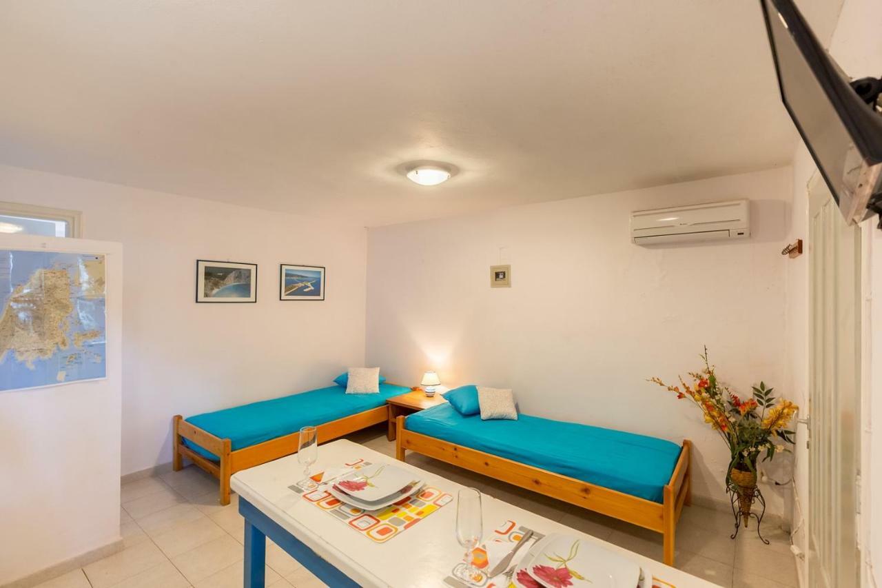 Ormos Drepanou Apartments Lygia  Ngoại thất bức ảnh