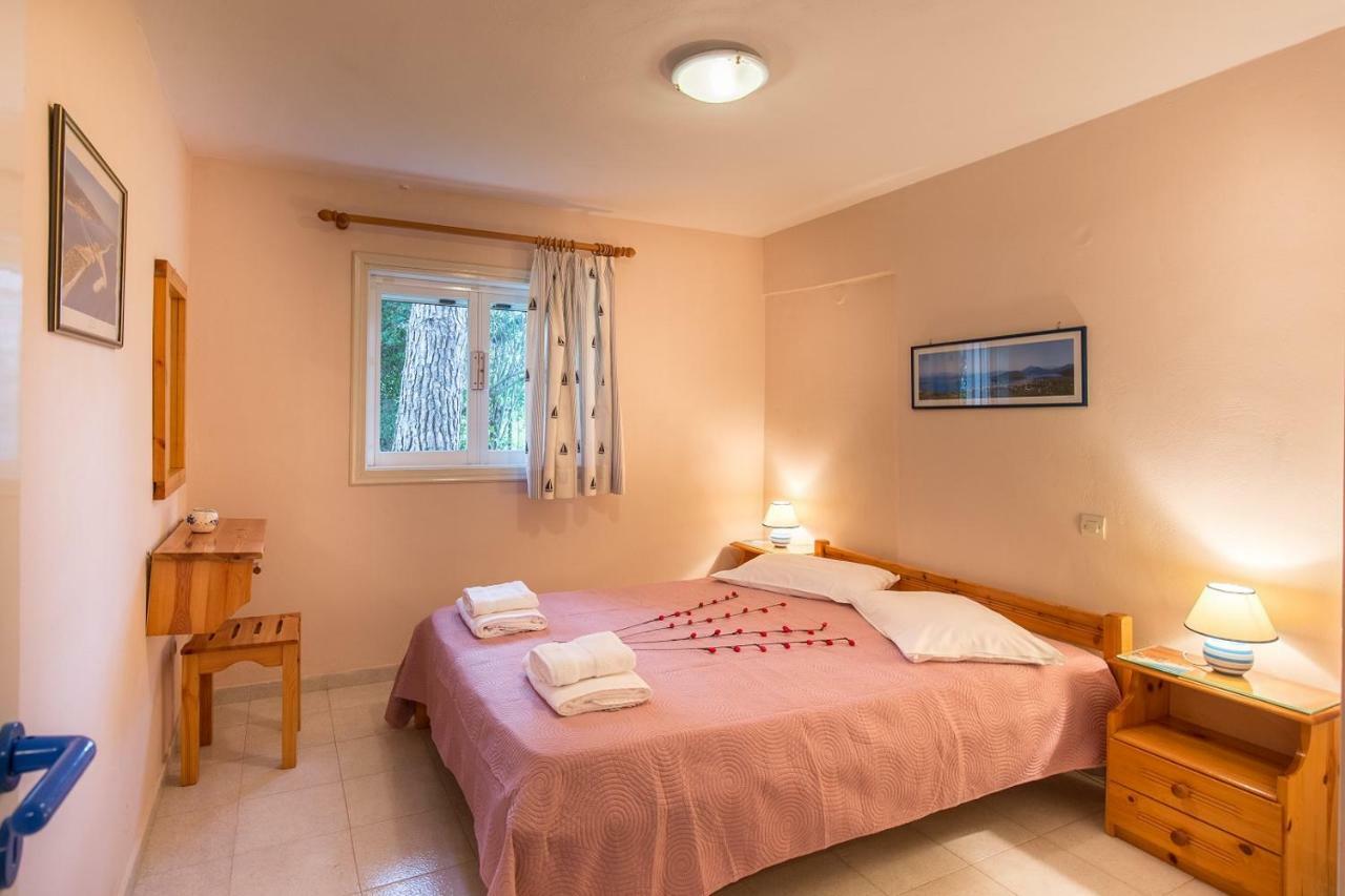 Ormos Drepanou Apartments Lygia  Ngoại thất bức ảnh