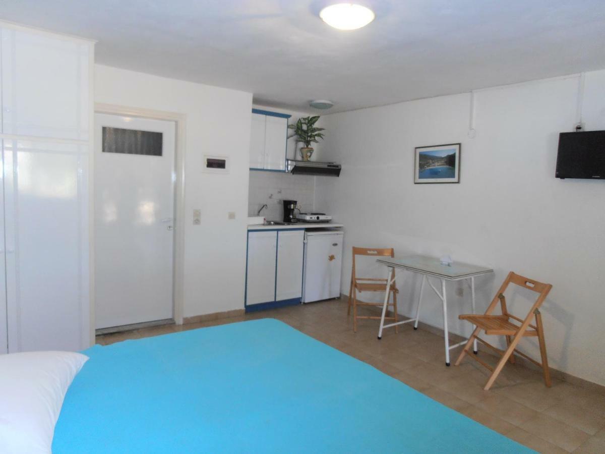 Ormos Drepanou Apartments Lygia  Ngoại thất bức ảnh